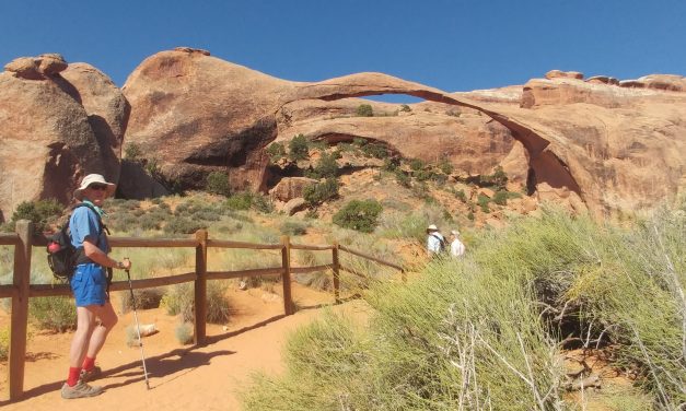Devils Garden Hike – Arches NP