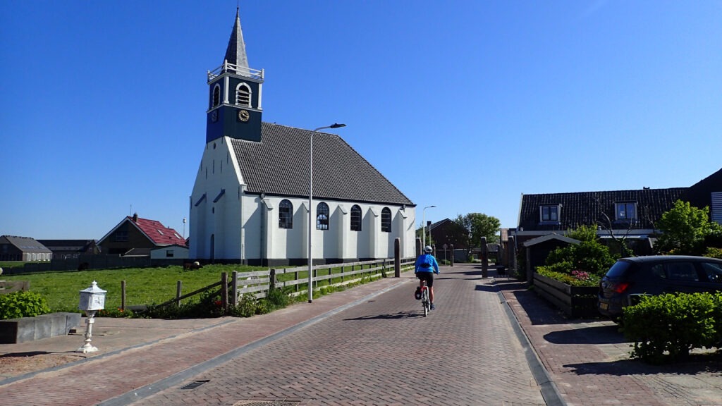 Entering Oudeschild